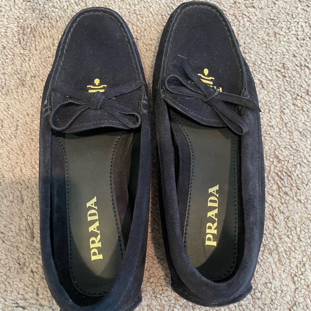 AUTHENTIC PRADA Dark Blue Suede Moccasin Loafers/Flats, size 35.5 - Picture 2 of 3